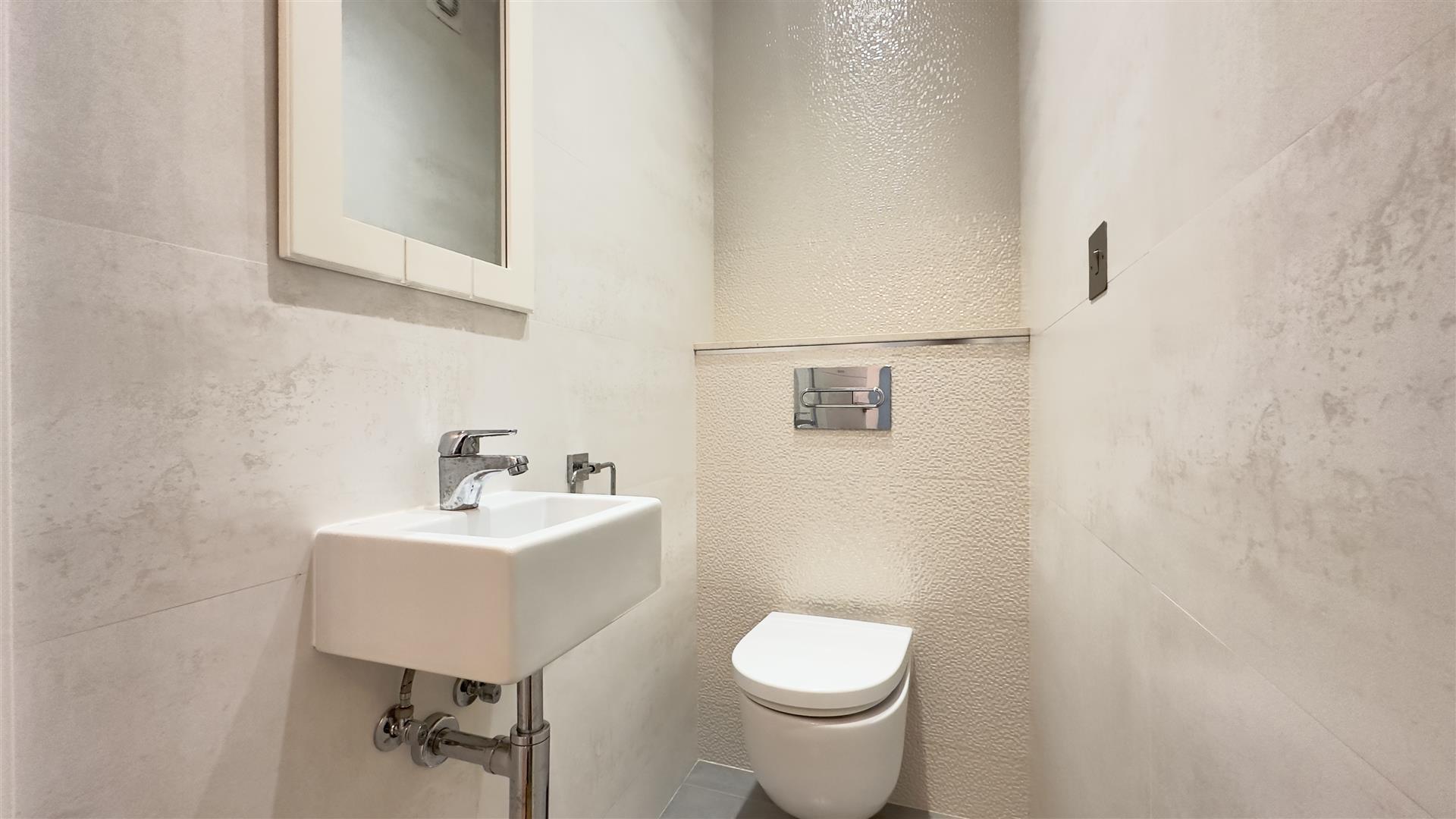 Image of Apartment - 3 Bedrooms - 2 Bathrooms for Sale in Vineyards-Gibraltar, Image 12